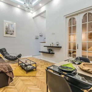 Appartamento Semmihome Semmelweis Street